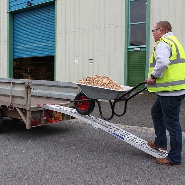 Folding Aluminium Van / Trailer Loading Ramp 225cm Length x 28cm Wide Capacity Up To 340Kg 1pcs