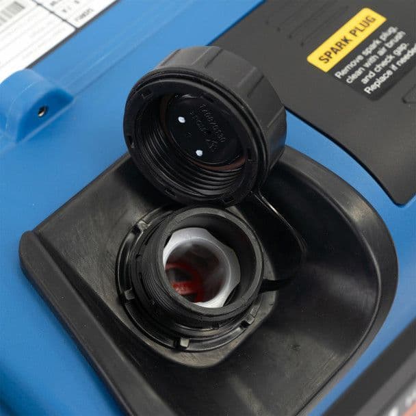 Hyundai 2200W / 2.2kW Petrol Inverter Generator, Pure Sine Wave Output, Lightweight, Quiet Running |