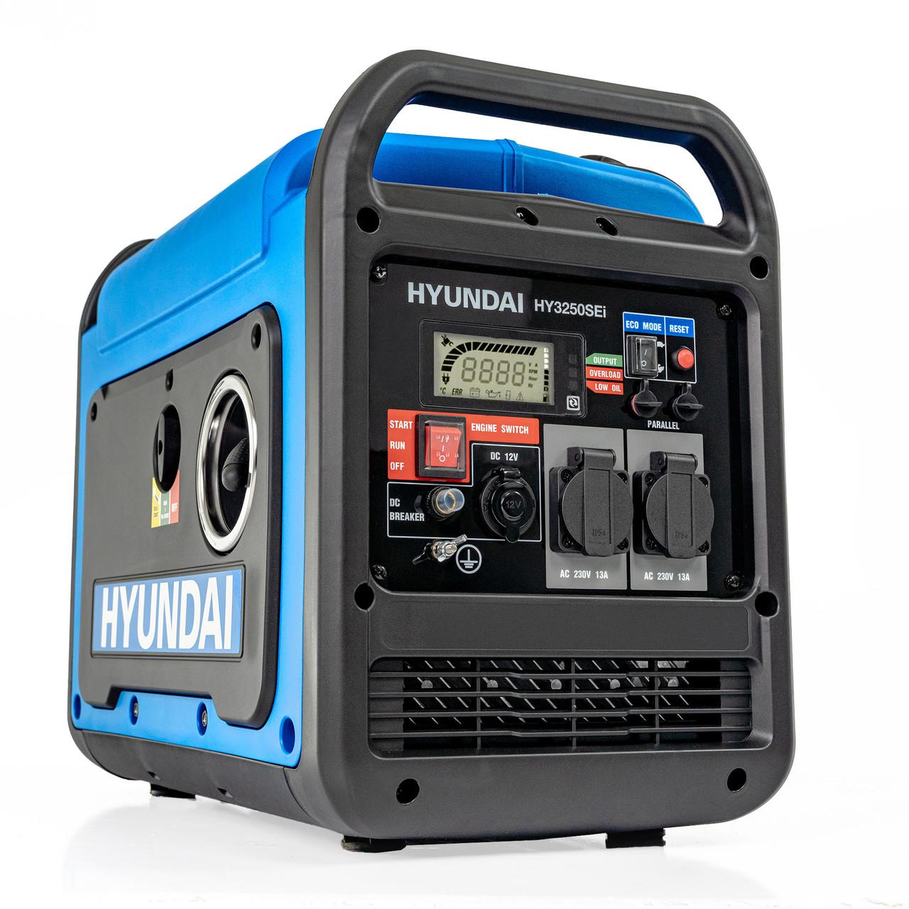 Hyundai 3200W / 3.2kW Petrol Inverter Generator, Pure Sine Wave Output, Lightweight, Quiet with Electric Start | HY3250SEi