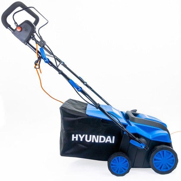 Hyundai Artificial Grass Sweeper 2000W 16 / 40cm, Multi-Use Brush & 55L Collection Bag | HYSW2000E