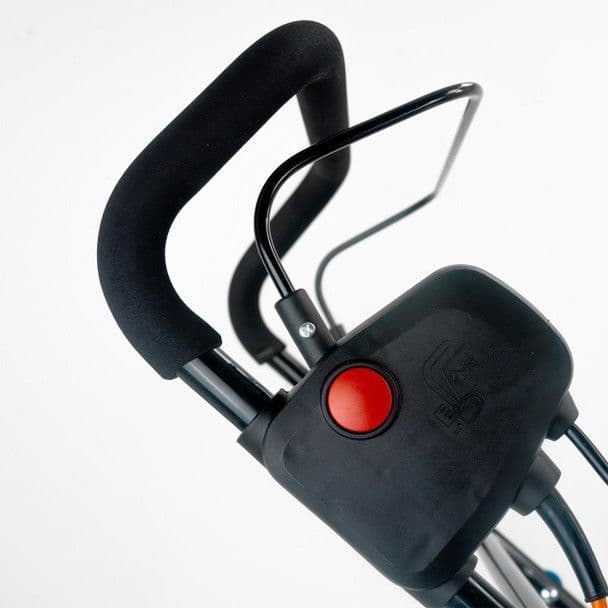 Hyundai Artificial Grass Sweeper 2000W 16 / 40cm, Multi-Use Brush & 55L Collection Bag | HYSW2000E