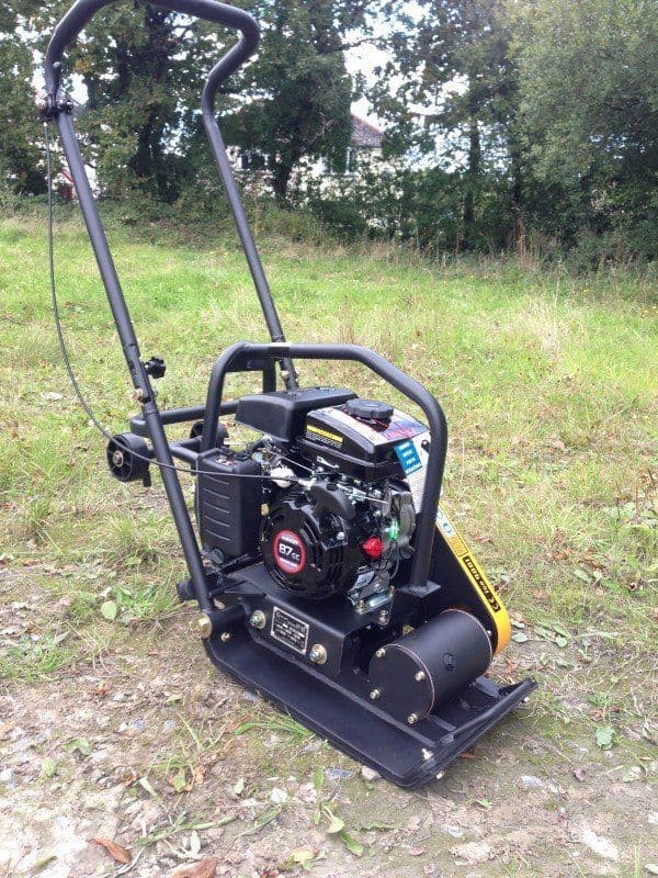 Lumag VP60 12' 96cc Petrol Compactor Wacker Plate