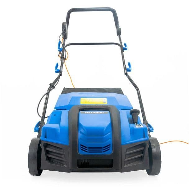 Hyundai Artificial Grass Sweeper 2000W 16 / 40cm, Multi-Use Brush & 55L Collection Bag | HYSW2000E