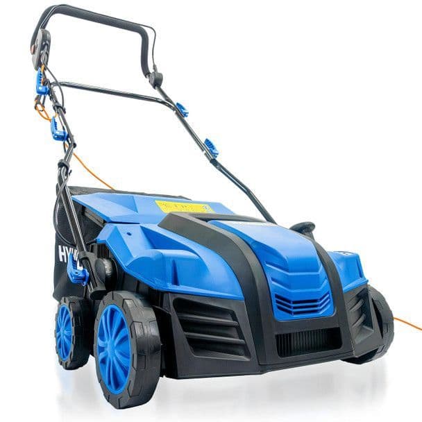 Hyundai Artificial Grass Sweeper 2000W 16 / 40cm, Multi-Use Brush & 55L Collection Bag | HYSW2000E
