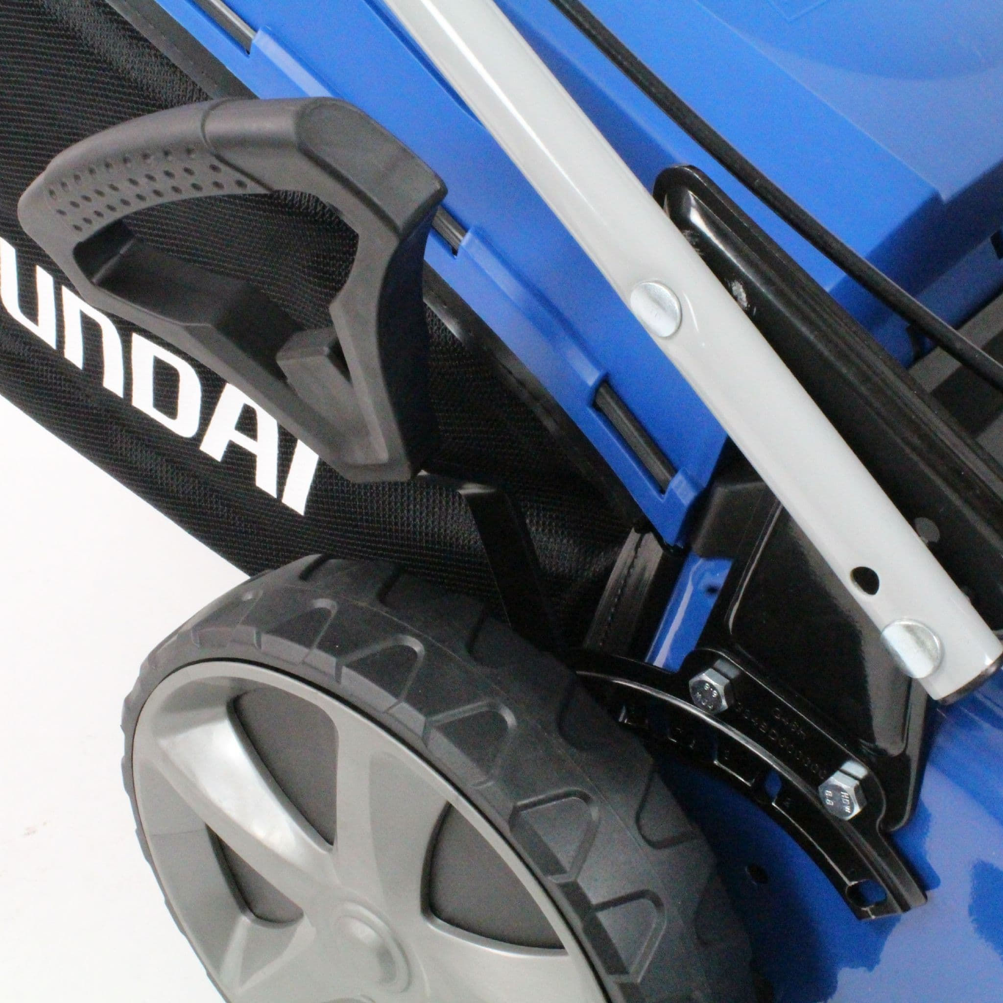 Hyundai HYM460SP Self Propelled 139cc Petrol Lawn Mower