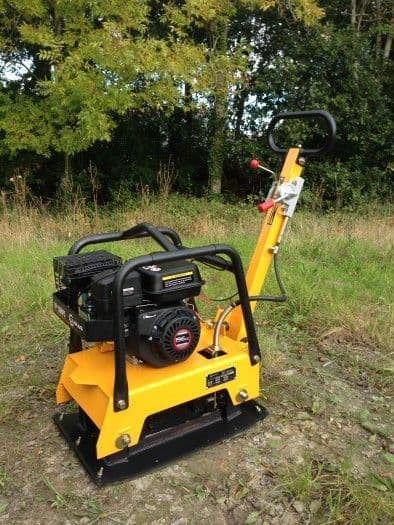 Lumag RP130HPC 18' Petrol Forward/ Reverse Compactor Wacker Plate