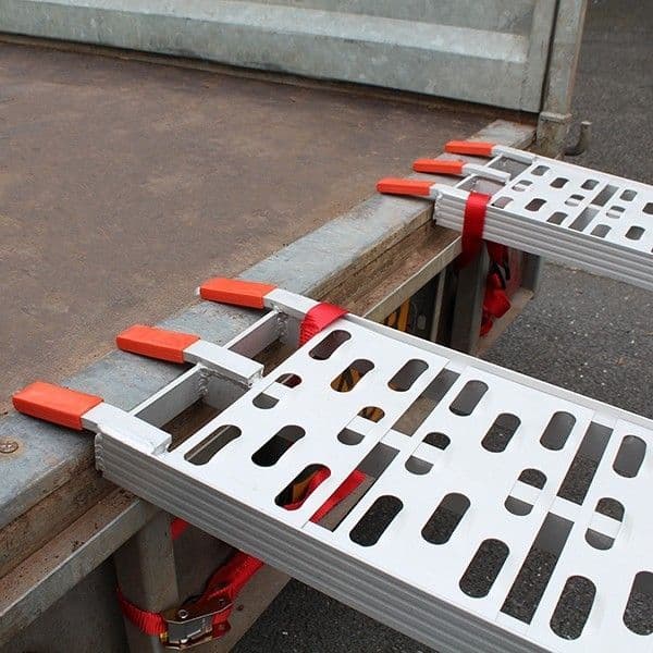 Pair Folding Aluminium Van / Trailer Loading Ramp 225cm Length x 28cm Wide Capacity Up To 340Kg 2pcs